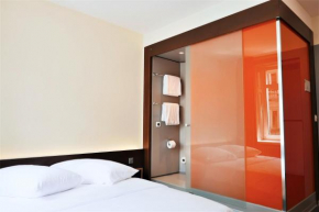 Отель easyHotel Zürich City Centre  Цю́рих